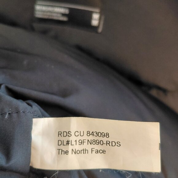 The North Face McMurdo Parka Men’s Goose Down Jacket.   Black, Medium - Picture 7 of 9